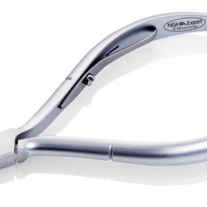 NGHIA EXPERT CUTICLE NIPPER C-06 Кусачки для кожи. Лезвие 6,5мм. Длина инструмента 105мм.